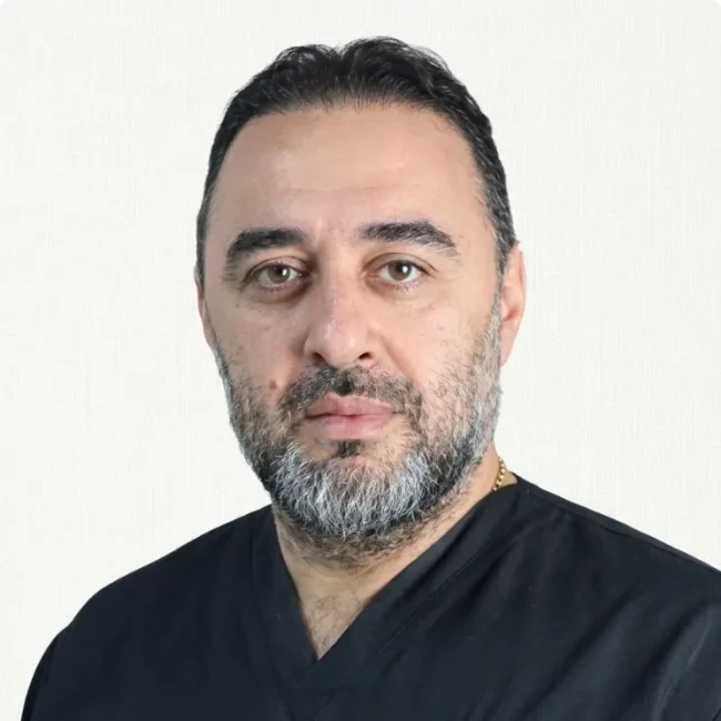 DR. FARZAD DAEINEJAD