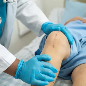 knee replacement dubai